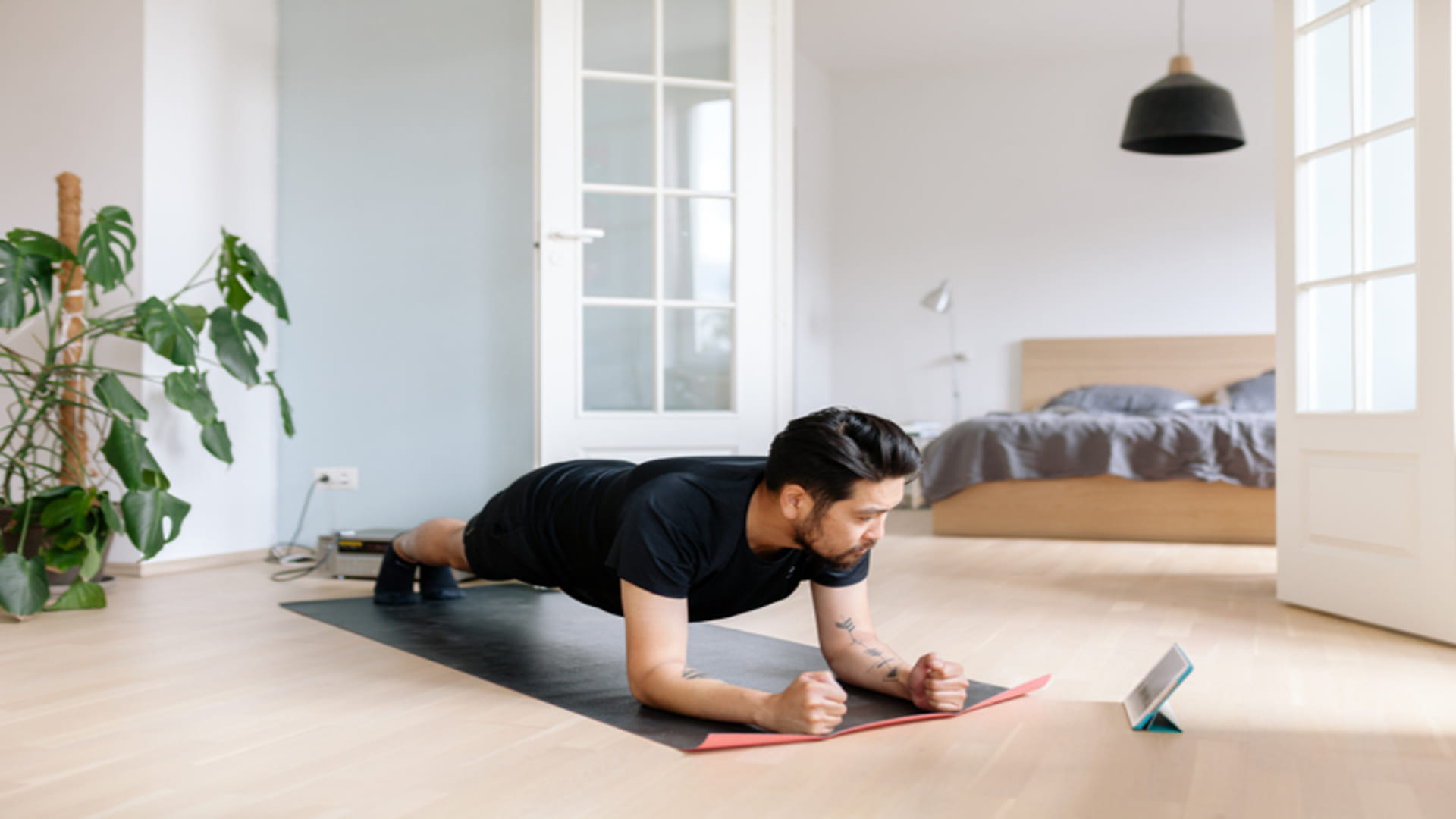Artificial Intelligence Playing The Role Of Fitness Trainer Helping To Customize Workout Plan