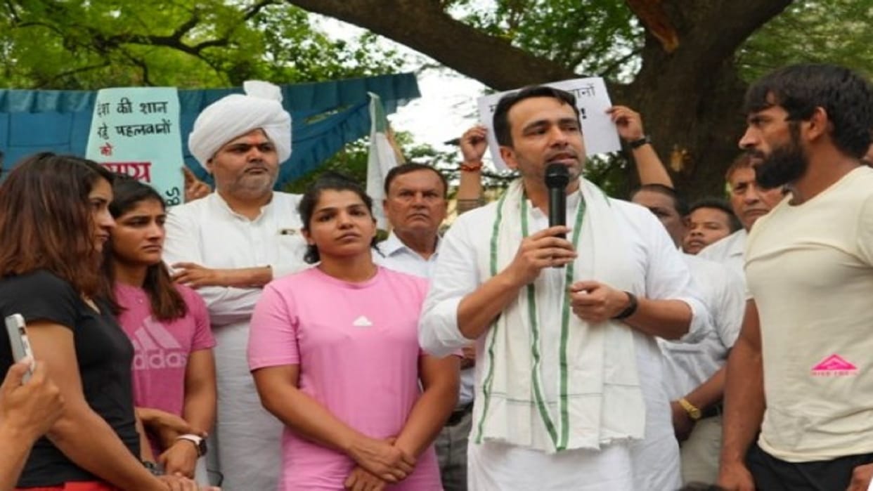 Rathi Khap support to strike of wrestlers, Jayant said that if justice is not met, will Mahapanchayat in UP
