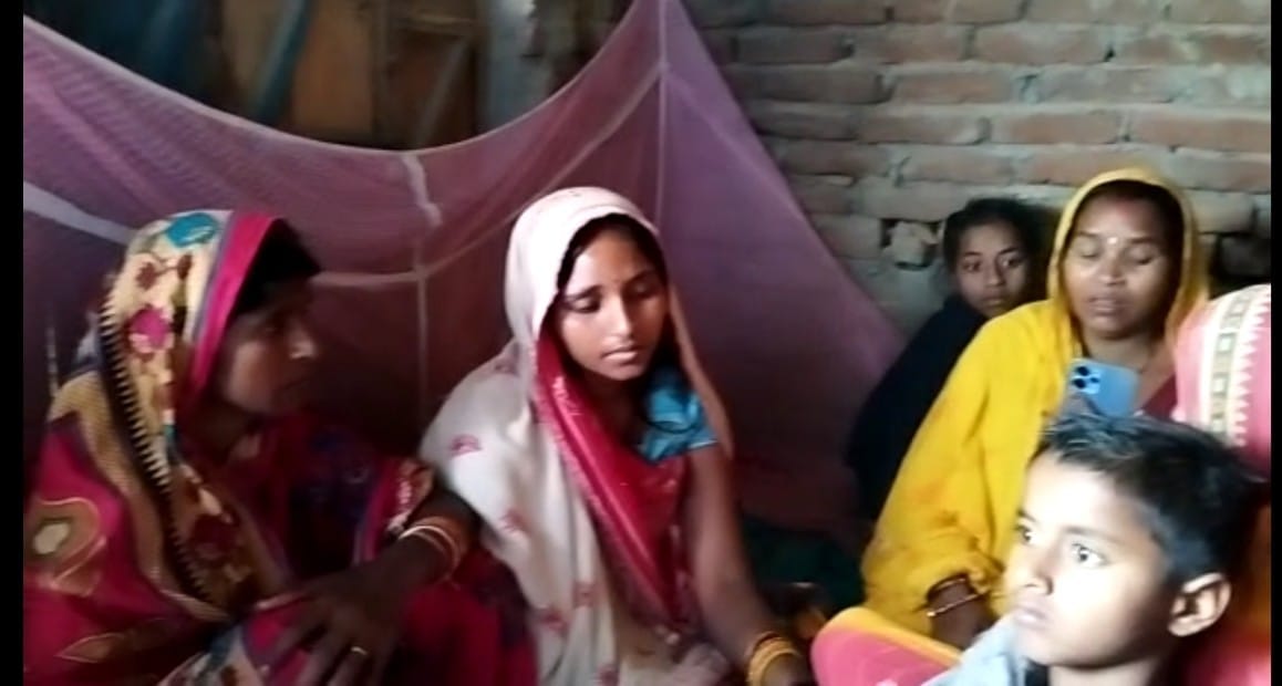 Bihar: Robbery at the house of a female ward member in Motihari, a fight with the ward member