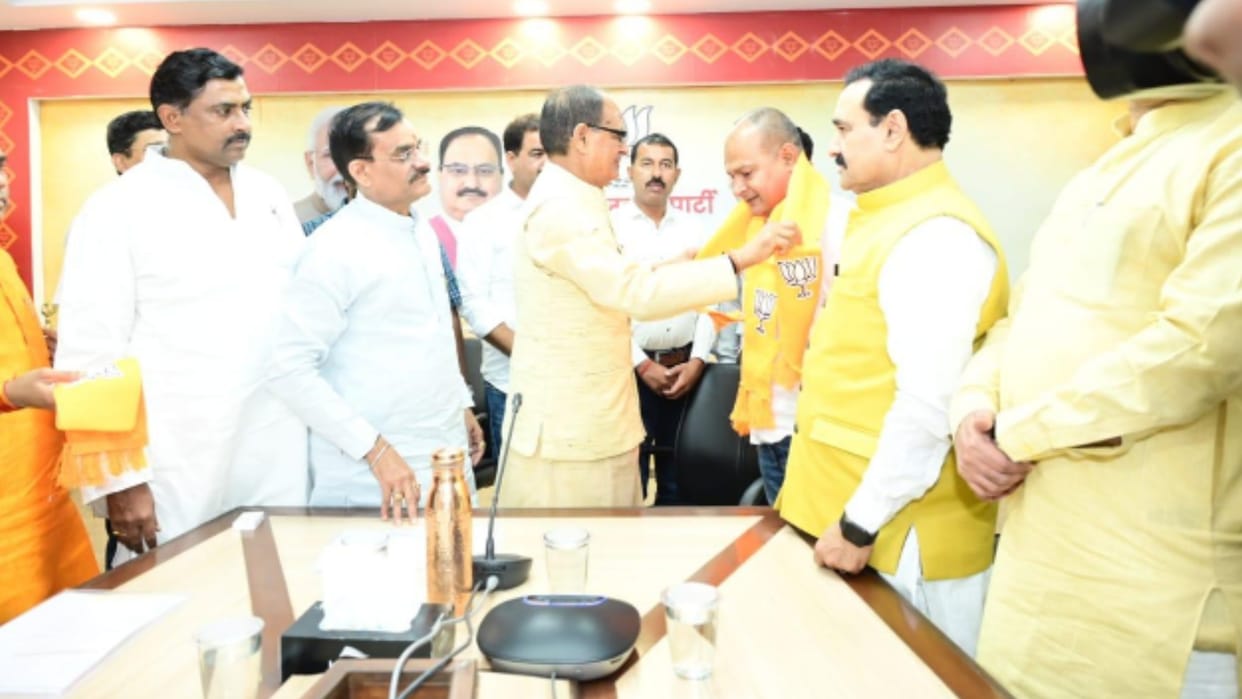MP Politics: Siddharth Malaiya, son of former Finance Minister Jayant Malaiya, returns to BJP