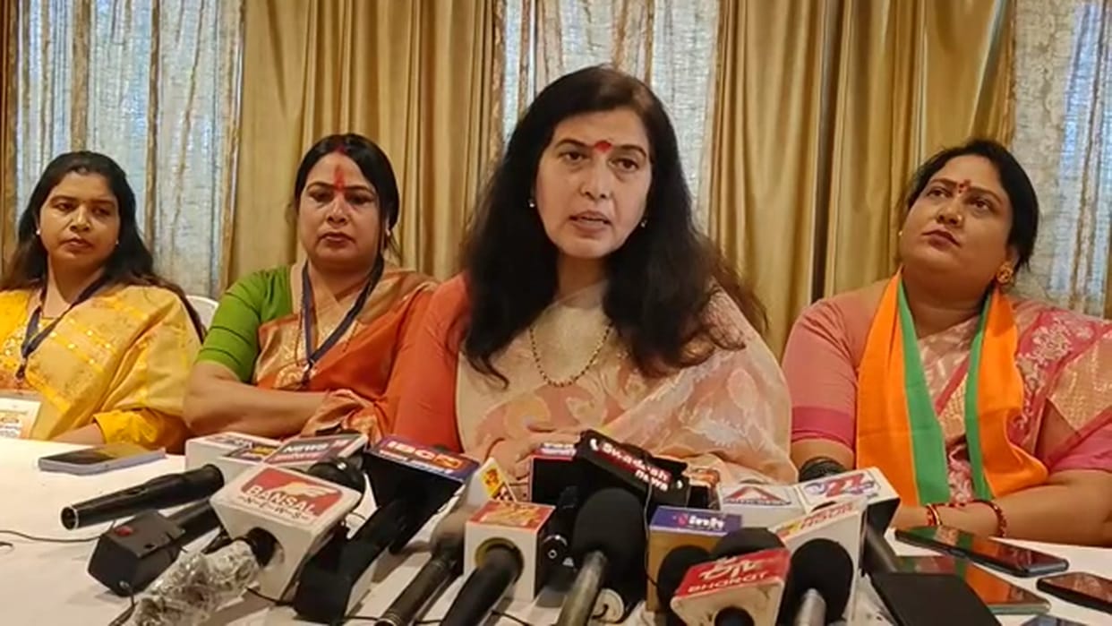 MP Saroj Pandey on union Home Minister Amit Shah's statement and Dantewada Naxalite attack