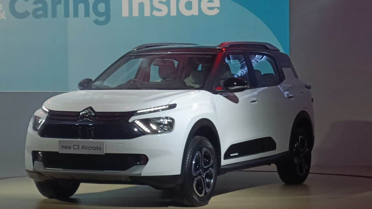New New Citroen C3 Aircross Mid Size SUV Launched in India Know Specs Mileage Features