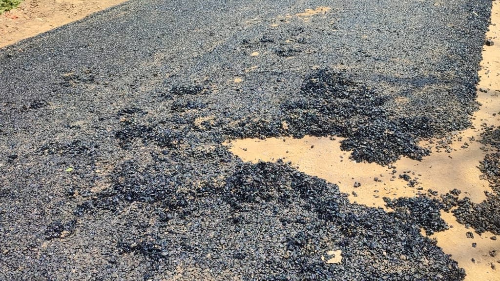 Jammu: Tar poured on the soil uprooted after a day angry people protest