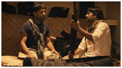 Azamgarh Review in Hindi Pankaj Tripathi Amita Vaidya Anuj Sharma film directed by Kamlesh K Mishra