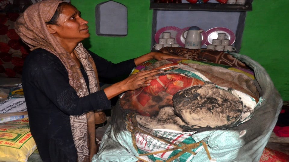 baby shower in house fire broke out due to leaking cylinder goods burnt to ashes