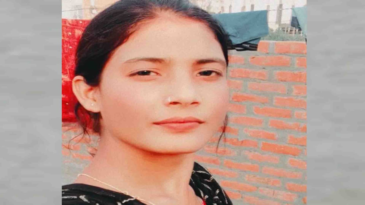Dead body of newly married woman found hanging in suspicious circumstances