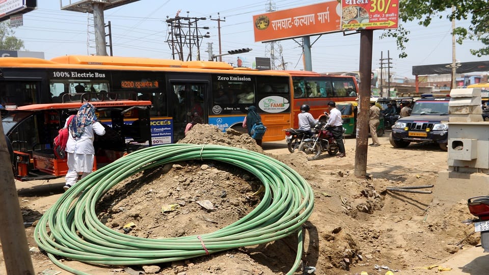 Smart city work going slow at intersections