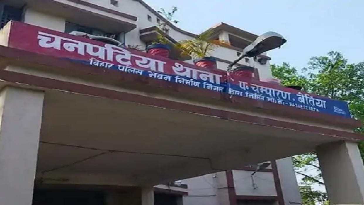 One killed, another seriously injured in tractor-bike collision in Bettiah