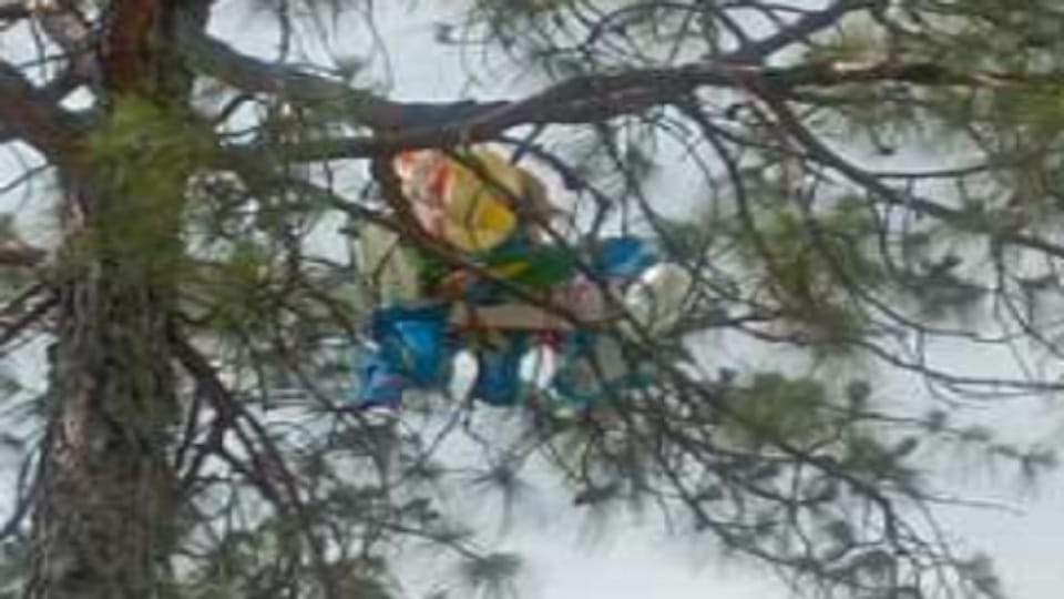 Pakistani balloon and other items found along LoC in Poonch, search operation underway