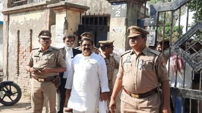 Azamgarh: हत्या के जुर्म में पूर्व मंत्री अंगद यादव के बेटे को भी उम्रकैद, वकील हत्याकांड मामले में मिली सजा Former minister Angad Yadav son also got life imprisonment for Raj narayan singh murder case