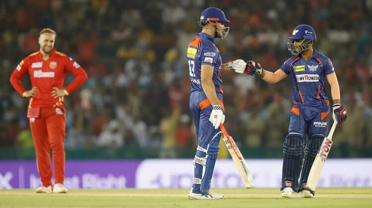 IPL 2023: Virender Sehwag angry at Lucknow Super Giants Coach and Captain for sending Deepak Hooda at 3 vs GT