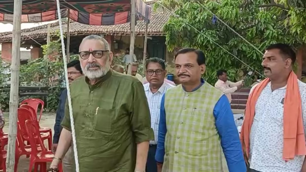 BJP leader Giriraj Singh targets Congress on Mallikarjun Kharge's statement