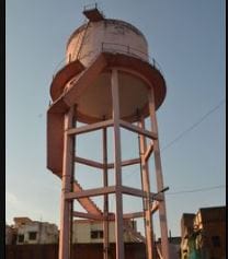 Varanasi: Decomposed body of youth found in water tank of Divisional Hospital, pulled out after nine hours