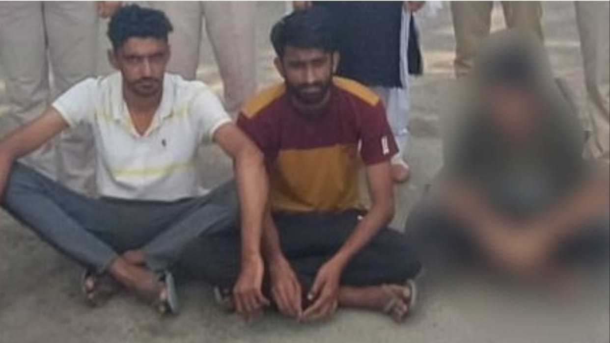 Three arrested for looting on liqure shop and demanding extortion of 50 lakhs from businessman
