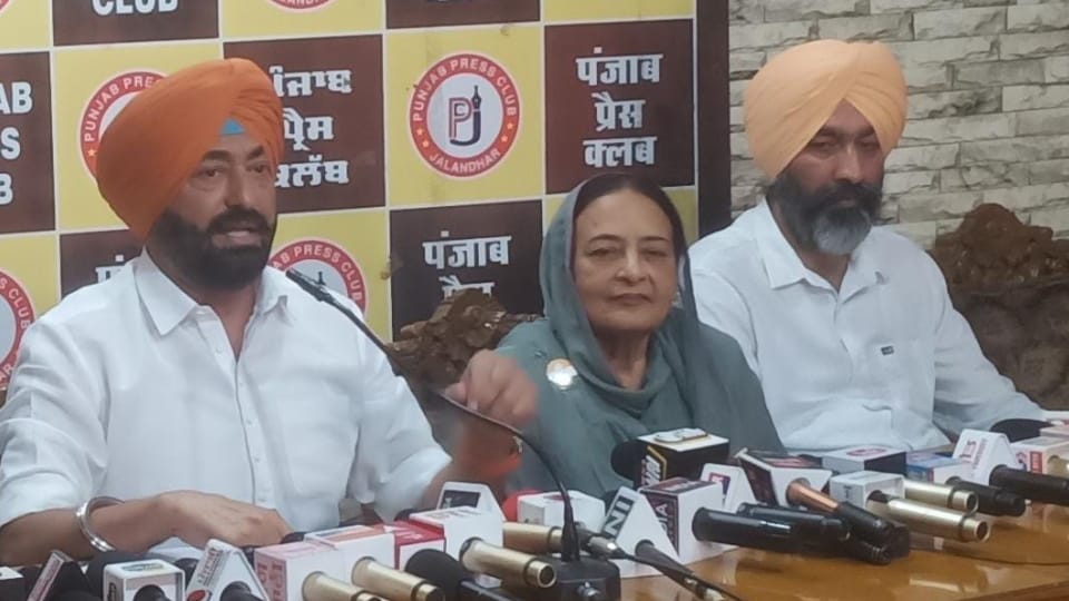 Jalandhar: MLA Sukhpal Khaira lashed out at AAP government