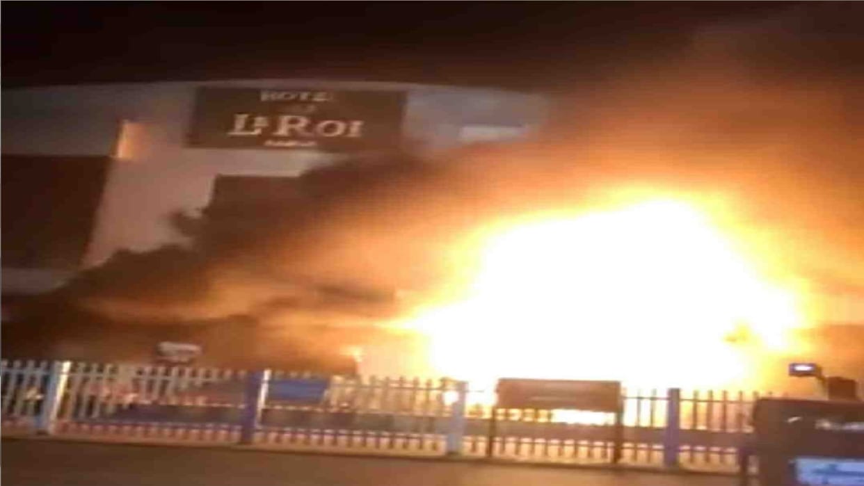 fire in raipur railway station hotel