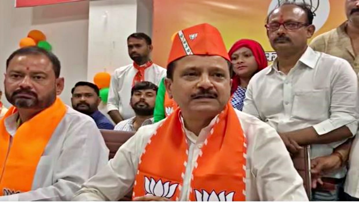 MP Manoj Rajoria said Gehlot government changed the name of Ayushman Yojana to Chiranjeevi Yojana