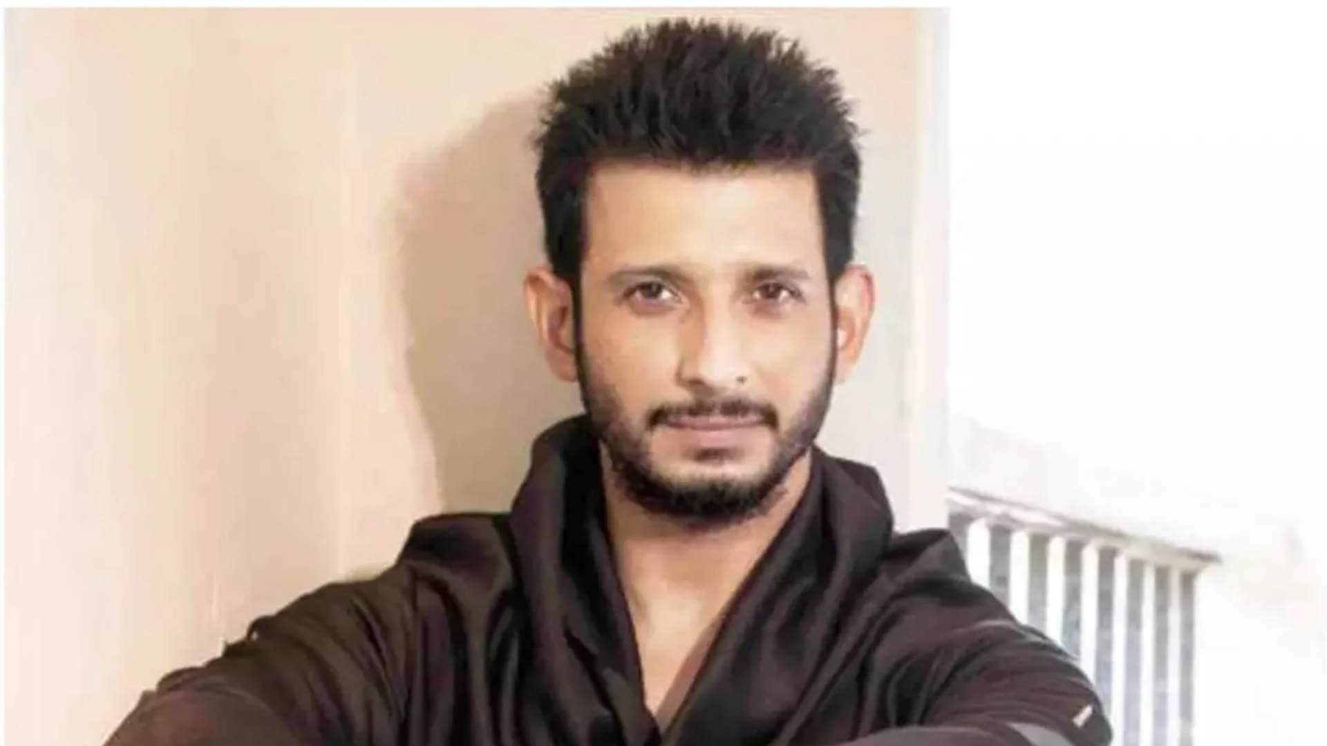 happy birthday sharman joshi was troubled due to his bad comic timing he is son in law of prem chopra