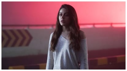 U Turn movie review Alaya F Aashim Gulati Priyanshu Painyuli starrer film Directed by Arif Khan