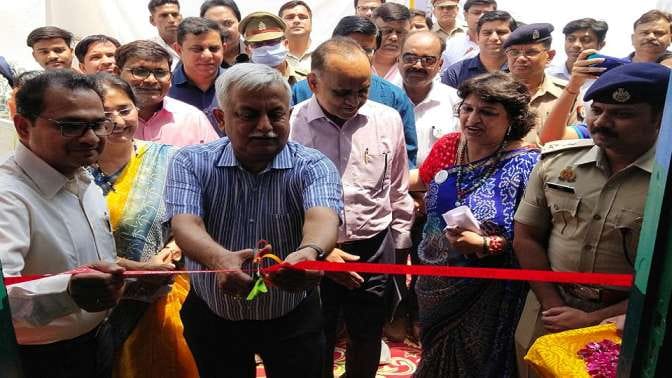 Avnish Kumar Awasthi inaugurated Bal Mitra Kendra in sahibabad