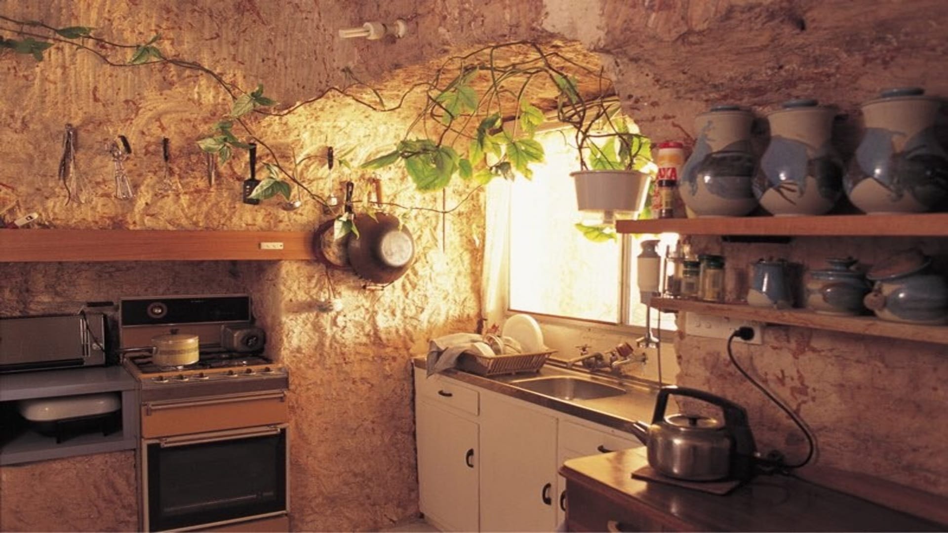 Coober Pedy City Is Situated Under Ground Dessert Know Full Details in Hindi