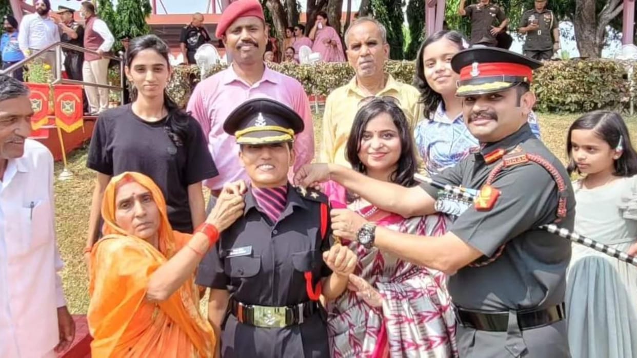 Galwan hero deepak singh wife rekha singh joins indian army first posting in eastern ladakh