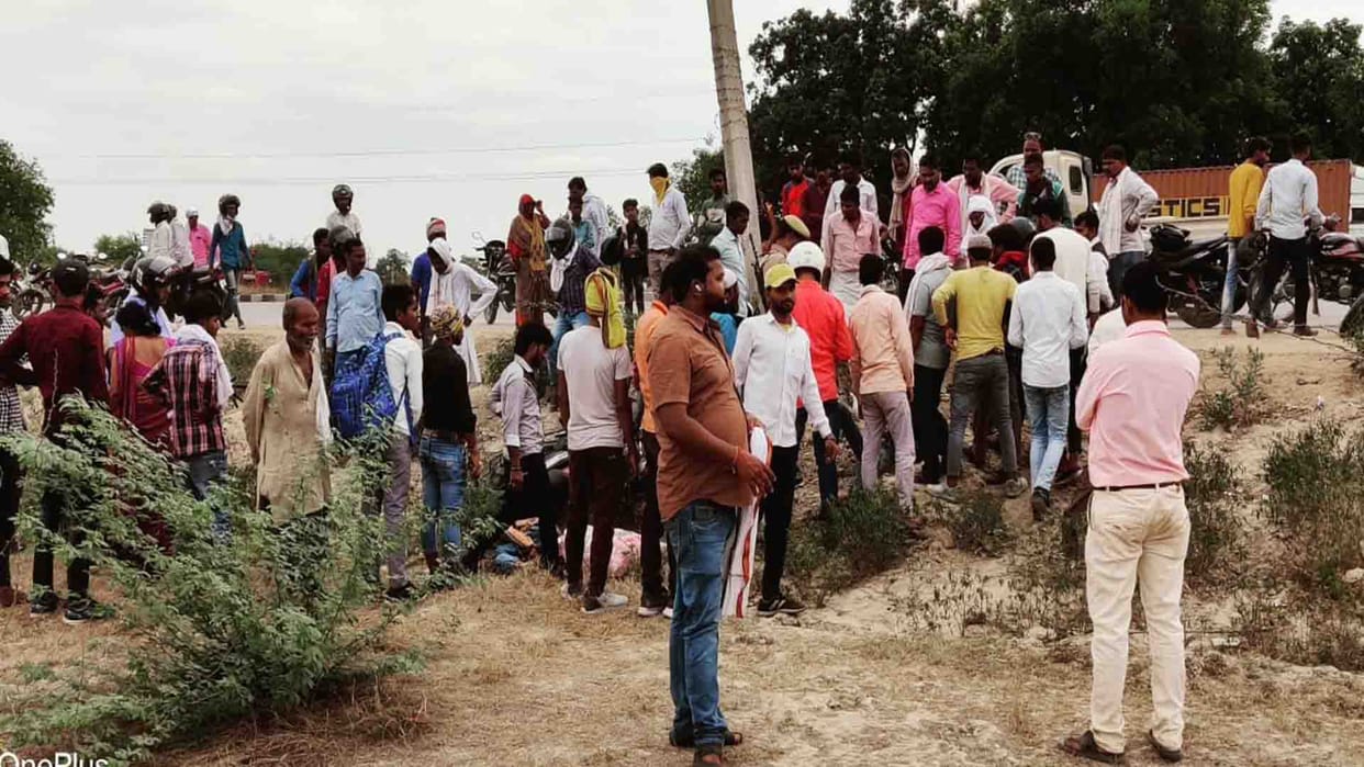 Fatehpur: Brother who went to collect sister's wedding items died in a road accident