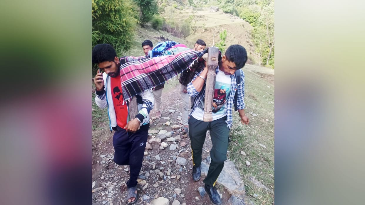 Villagers carry Patient on cot for ten km due to lack of roads in Himachal Chambi Panchayat