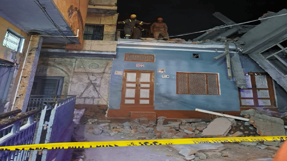 major accident four storey building collapsed in Babrala area of Sambhal