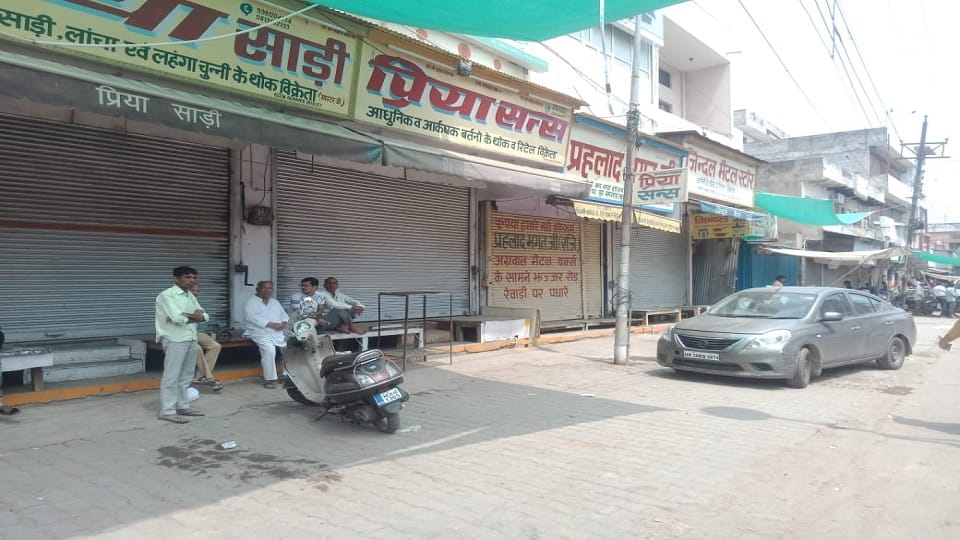 Market closed due to robbery of 35 lakh from gold trader in Rewari