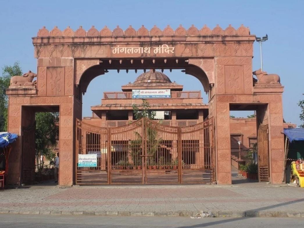 Mangalnath Temple: The court of Mangalnath who blesses everyone in Ujjain is unsafe, tapes have been put on do