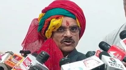 MP News: वीडी शर्मा ने नाथ और दिग्गी पर साधा निशाना, बोले- कमलनाथ को कांग्रेस की नहीं कमीशन की चिंता MP News: VD Sharma targeted Nath and Diggi, said - Kamal Nath is not worried about Congress but commission