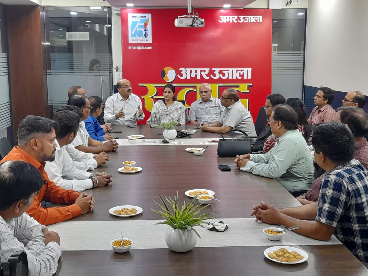 Nikay Chunav 2023: Mayor should be educated and grassroots leader, teachers-employed says in Amar Ujala Samwad