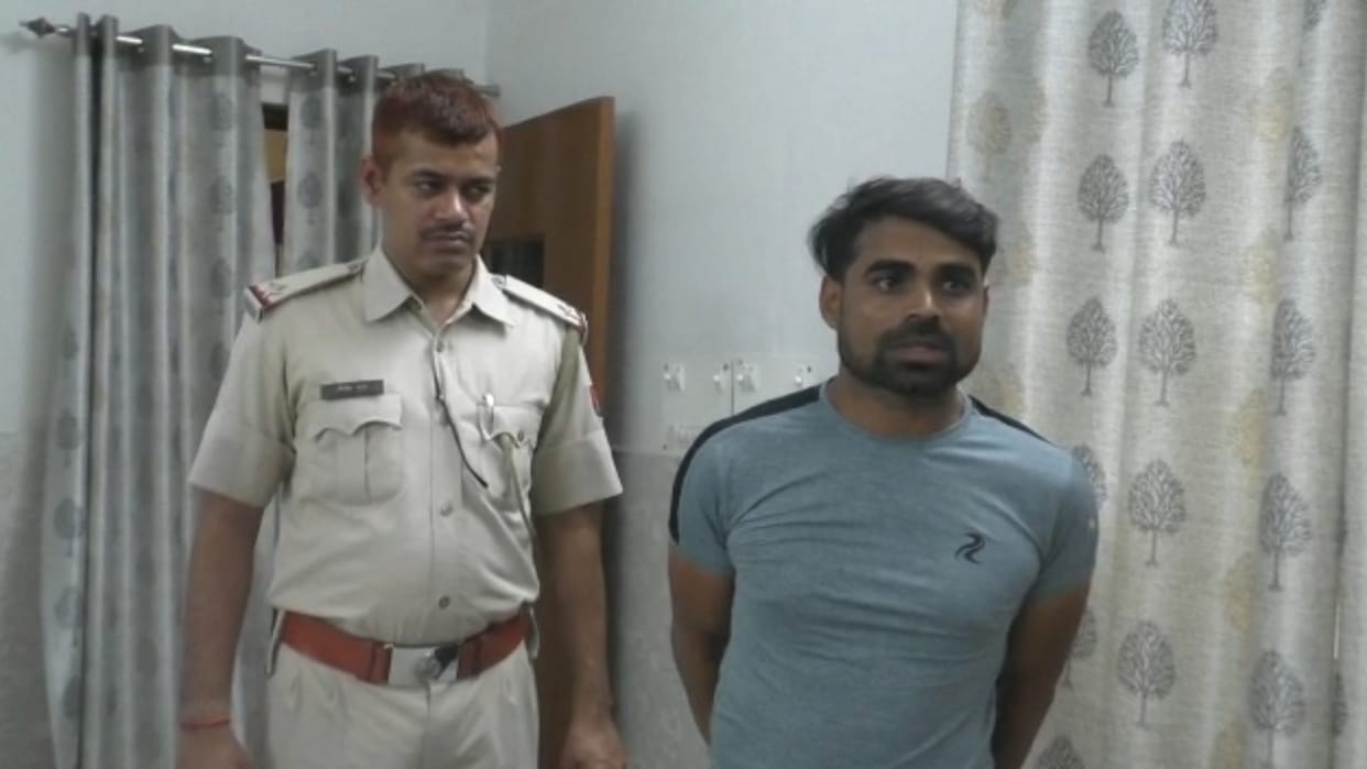 landlord reported case against Fake IAS in bharatpur district of rajasthan
