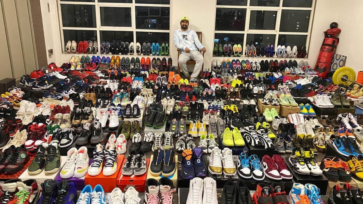 Famous TV Host Rannvijay Singha Trendy Shoes Collection Fashion Tips in Hindi