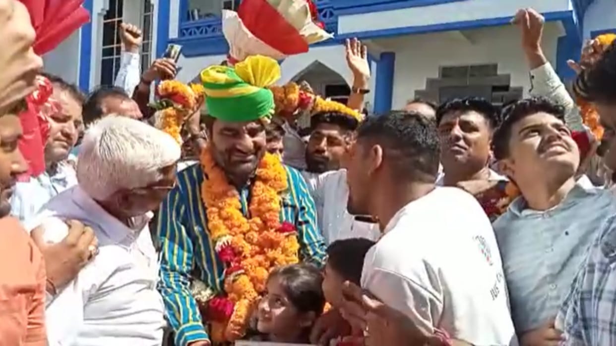 MP Beniwal sarcastically said to central government said Hitlershahi government ruling in country