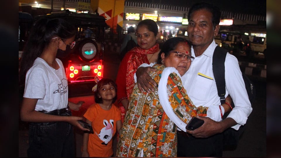 Sudan Clash: Nandkishore reached dehradun and told aapbeeti Family Emotional