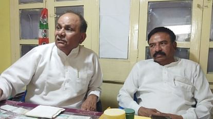 Shivpuri: पूर्व जिलाध्यक्ष श्रीप्रकाश शर्मा ने कसा तंज, कहा- सिंधिया अपने साथ ले गए कांग्रेस की गुटबाजी Former district president Sriprakash Sharma taunted on Scindia over Congress factionalism in Shivpuri