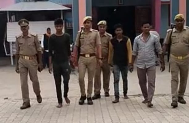 Vehicle theft and ganja smuggling gang busted in bhadohi