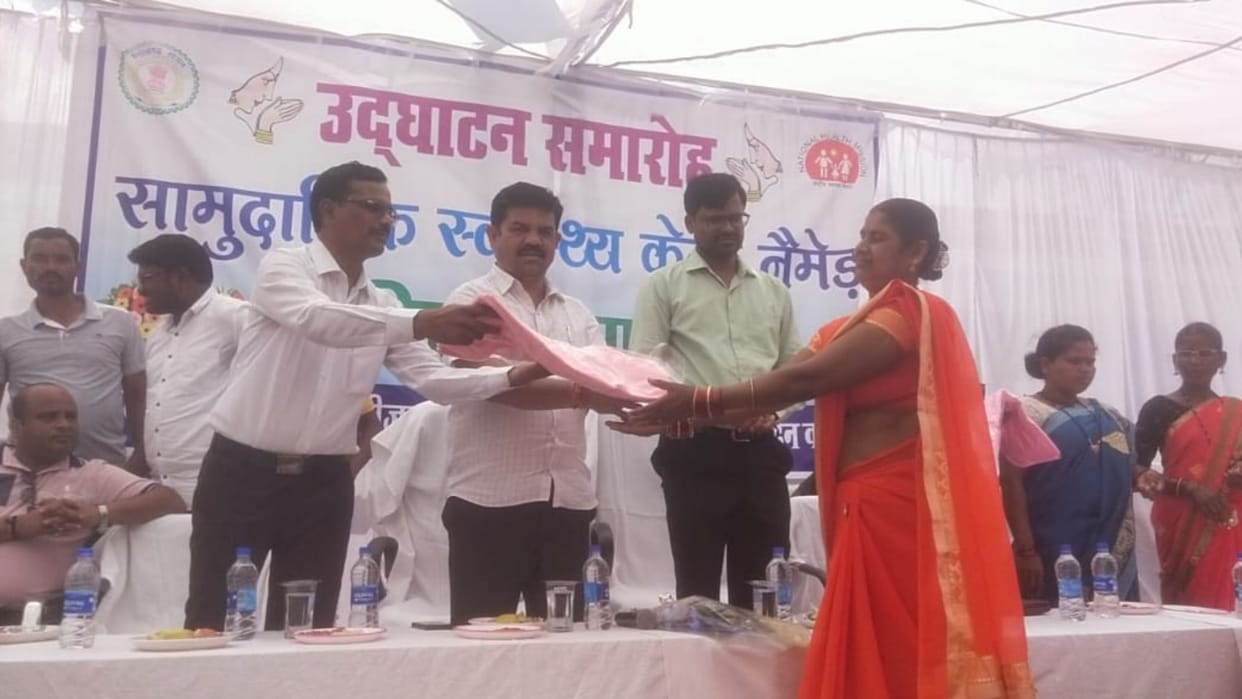 congress MLA Vikram Mandavi inaugurated 30 bed CHC at Naimed in bijapur