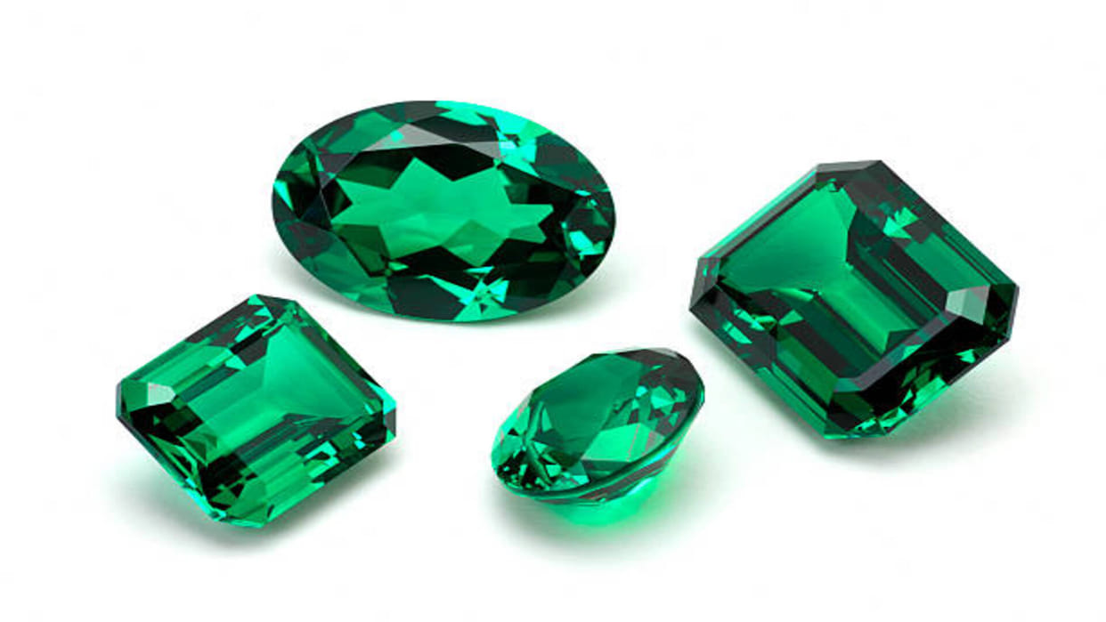 Emerald Gemstone benefits panna ratna dharan krne ke fayde in Hindi