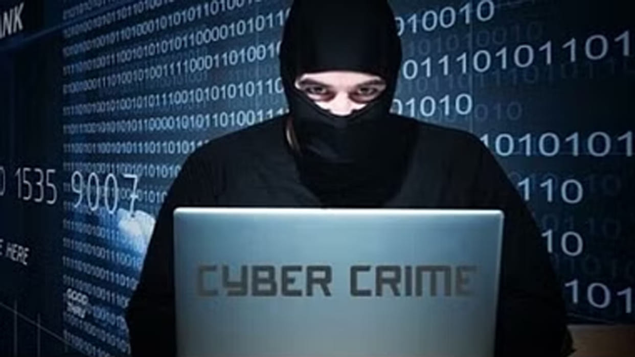 Cyber fraud: no link, no OTP, 30 thousand withdrawn from girl student account