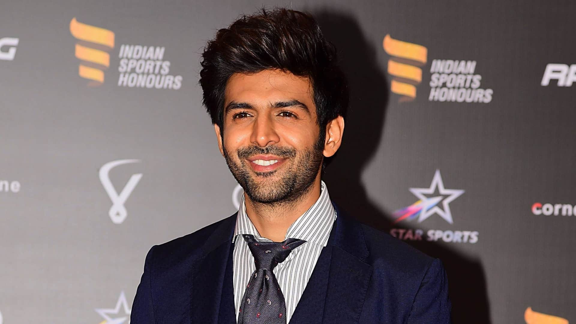 Bollywood Actor Kartik Aaryan takes break from Kabir Khan Film Chandu Champion Deets Inside