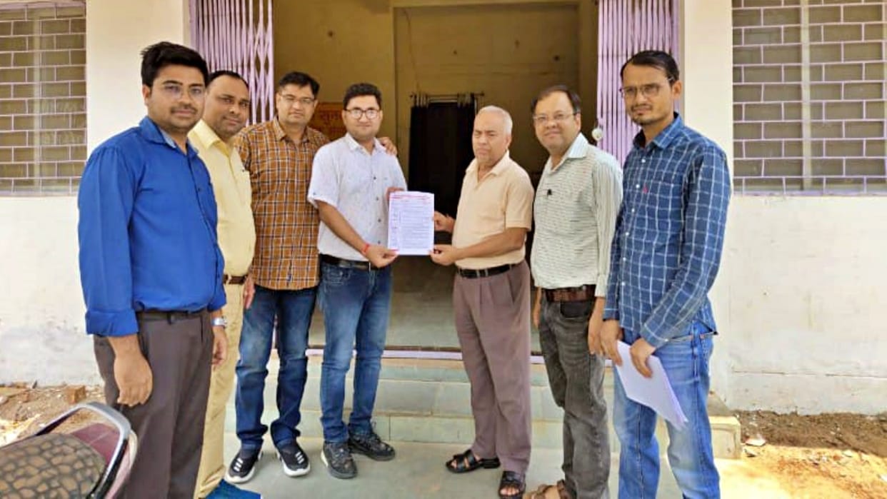MP Doctor Strike Doctors strike again in Umaria register protest by tying black bands