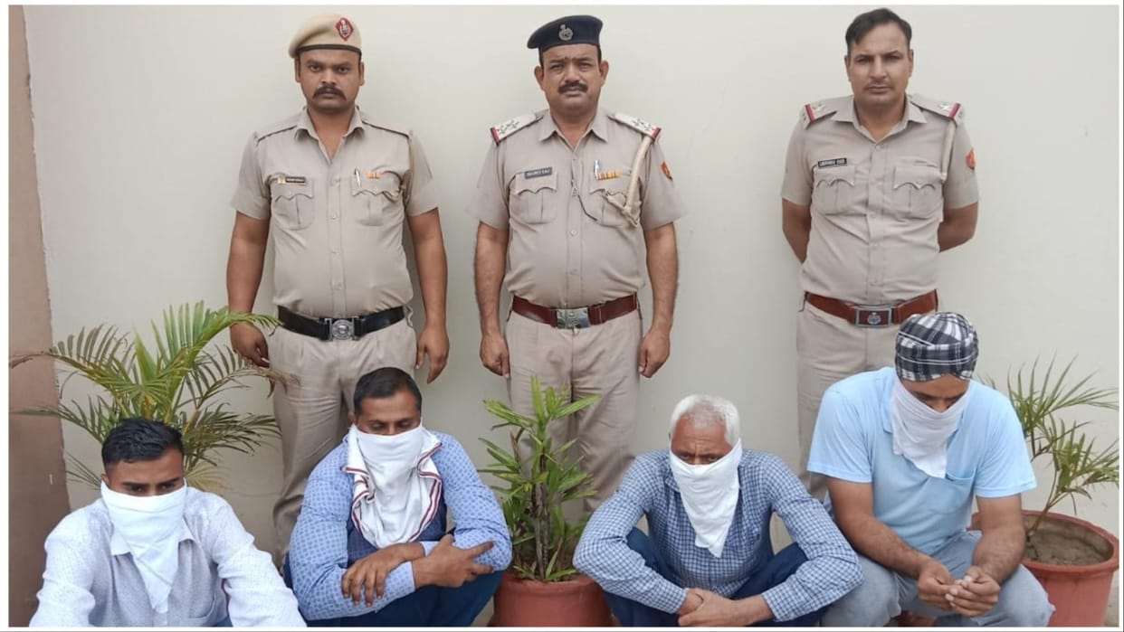 Fourth accused arrested in the case of robbery of seven lakhs by policemen