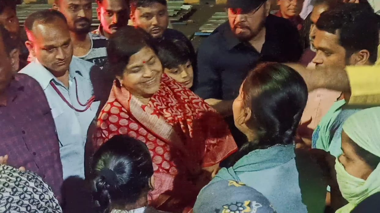 Liquor shop opened near the hospital, minister Usha Thakur reached among the residents, said - should not be o