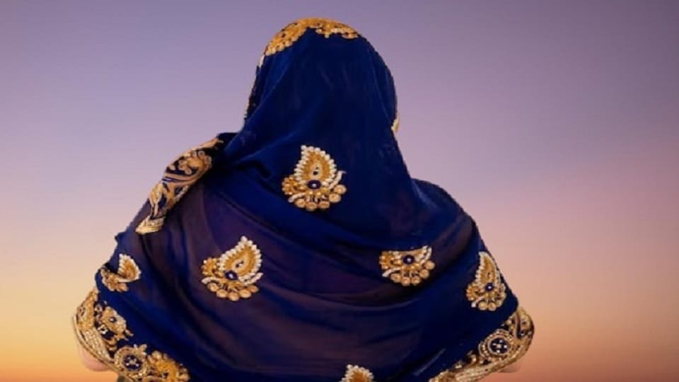 Two brothers misdeed a woman on pretext of marriage in Moradabad s Majhola