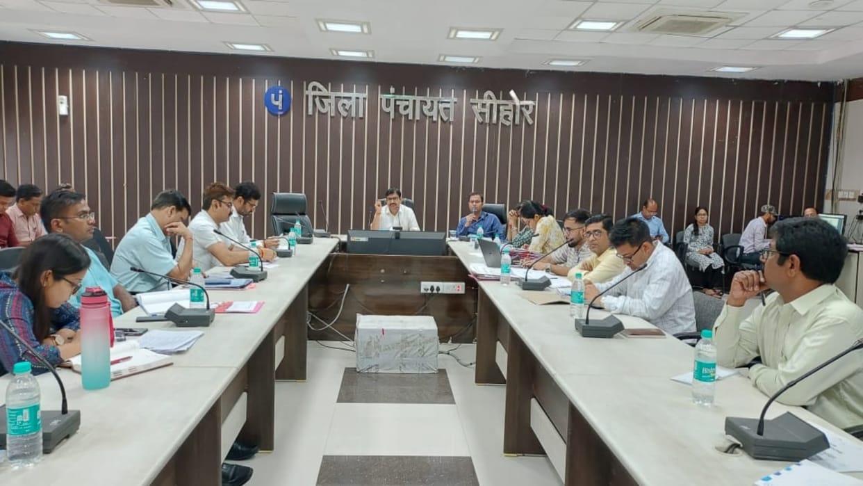 Sehore News 100 percent benefit of citizens from government schemes and services