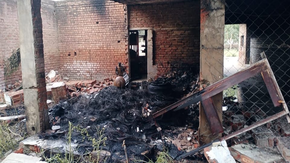 Fire broke out in a tire shop in Adampur of Hisar