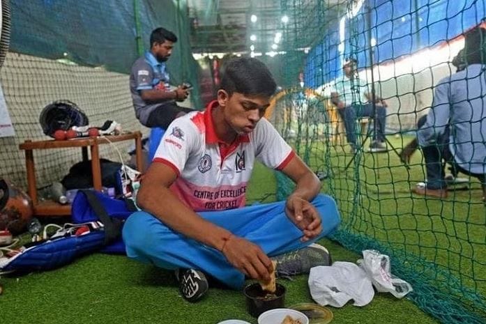 Yashasvi Jaiswal Left home in childhood and sold golgappas now century in IPL 2023